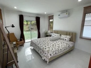 Kata Hillside Hideaway 1BR Small House